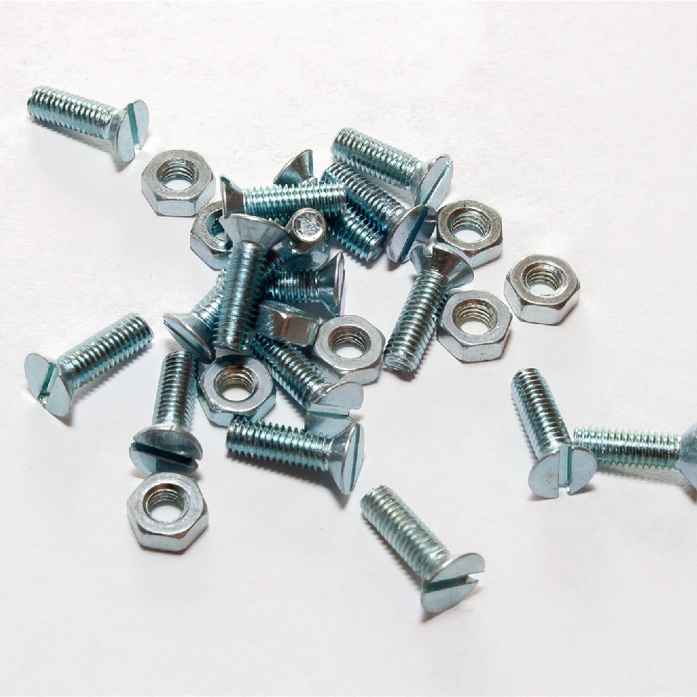 一字沉头机牙螺丝